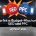 Zwei Boxhandschuhe mit der Aufschrift SEO und PPC prallen über dem Text Perfekte Budget-Mischung SEO und PPC - Ihr Leitfaden 2026 für die optimale Online-Marketing-Strategie aufeinander.